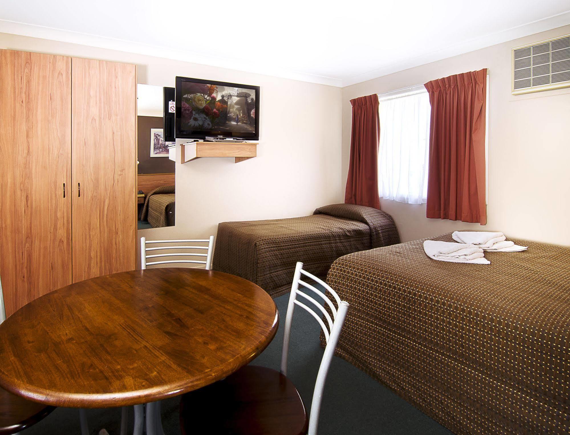 Riviera On Ruthven Motel Toowoomba Exterior foto